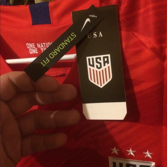 Carli Lloyd US Women Soccer Jersey - Picture 5 of 6